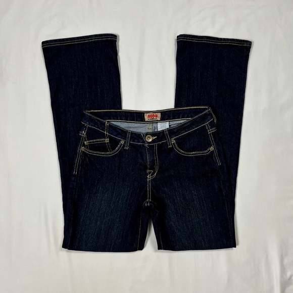 Y2K No Boundaries Low Rise Bootcut Jeans - Picture 2 of 6